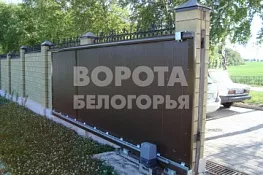 Откатные ворота сэндвич панель в частный дом